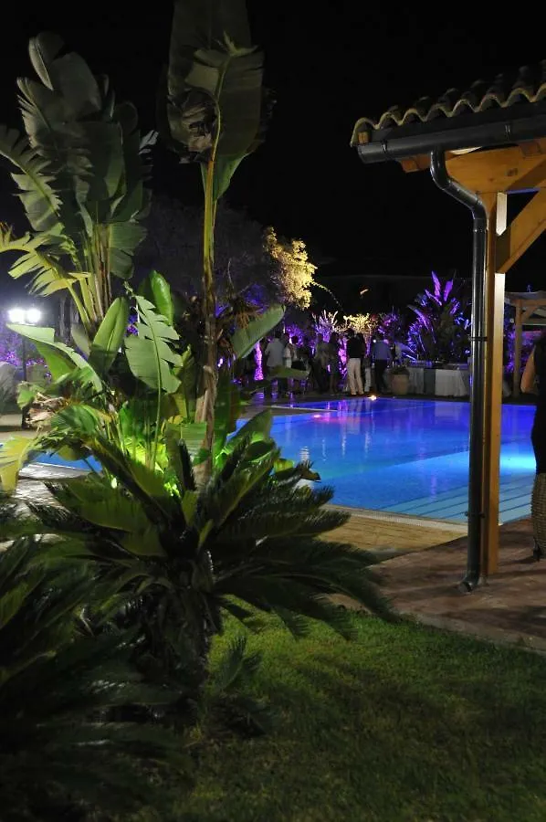 Depandance Con Piscina E Jacuzzi Villa Fontane Bianche Holiday home