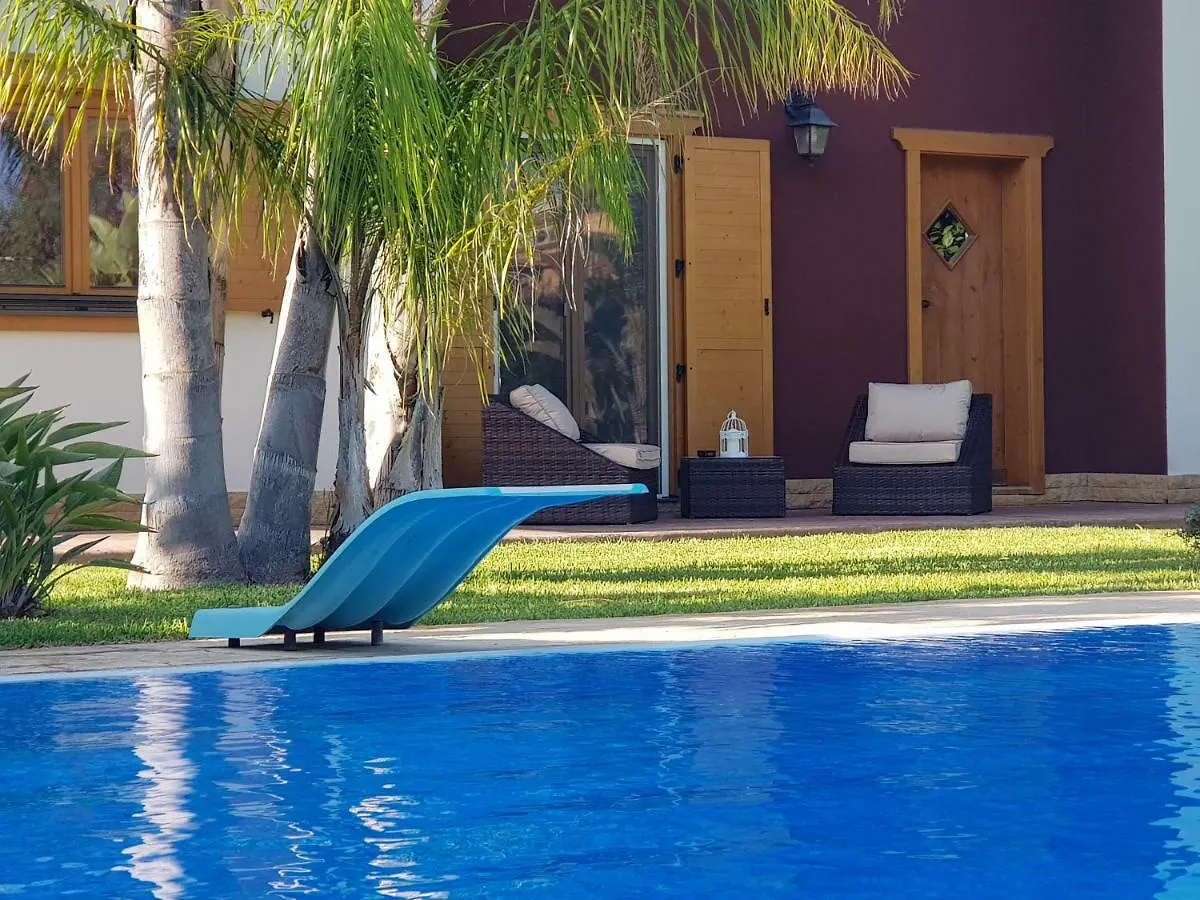 Depandance Con Piscina E Jacuzzi Villa Fontane Bianche Italy
